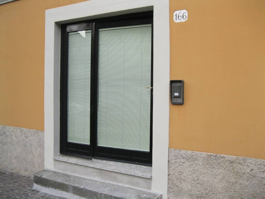 appartamento in vendita a Como in zona Como Centro