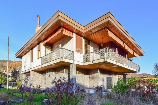 casa indipendente in vendita a Como in zona Breccia