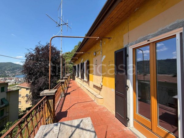 appartamento in vendita a Como in zona Valduce