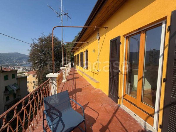 appartamento in vendita a Como in zona Valduce
