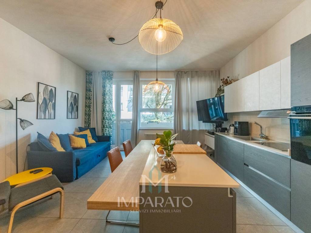appartamento in vendita a Como in zona Borghi