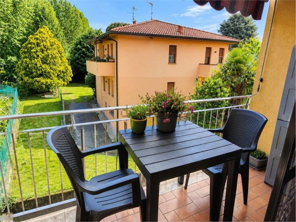 appartamento in vendita a Como in zona Breccia