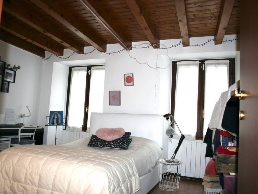 appartamento in vendita a Como in zona Borghi
