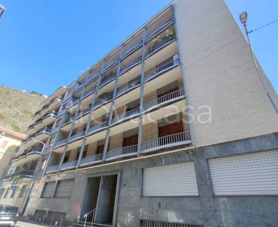 appartamento in vendita a Como in zona Valduce