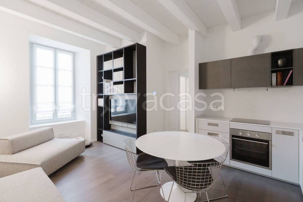 appartamento in vendita a Como in zona Como Centro