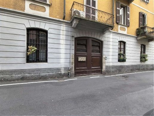 appartamento in vendita a Como in zona Borghi