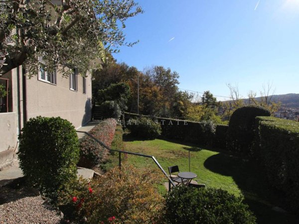 casa indipendente in vendita a Como in zona Civiglio