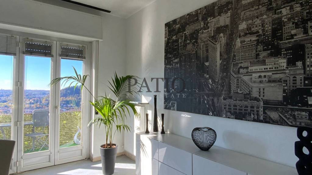 casa indipendente in vendita a Como in zona Garzola