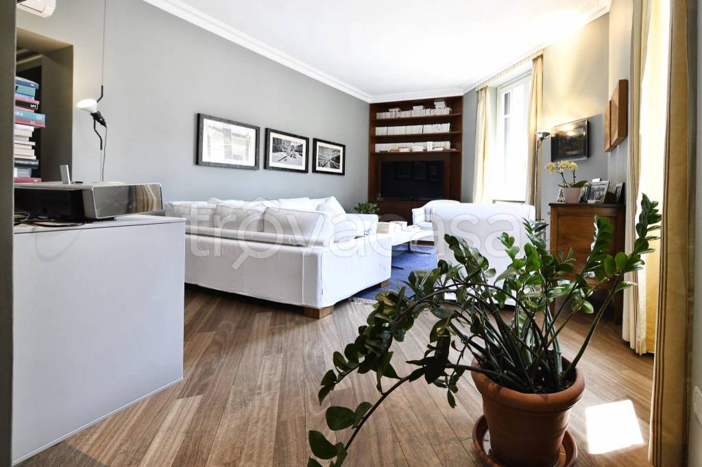 appartamento in vendita a Como in zona Como Centro