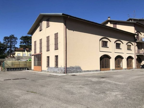 capannone in vendita a Como in zona Prestino