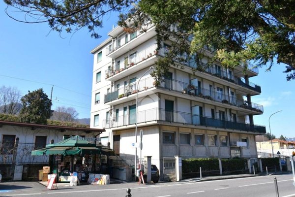 appartamento in vendita a Como in zona Borghi