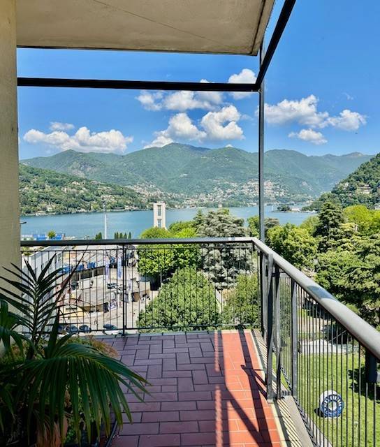 appartamento in vendita a Como