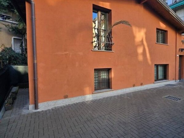 casa indipendente in vendita a Como in zona Como Centro