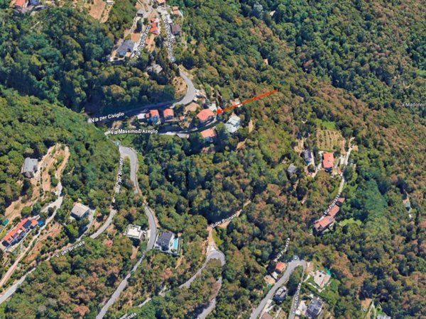 casa indipendente in vendita a Como in zona Civiglio