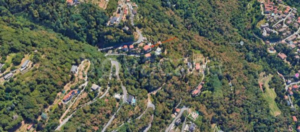 casa indipendente in vendita a Como in zona Garzola