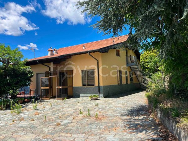 casa indipendente in vendita a Como in zona Garzola
