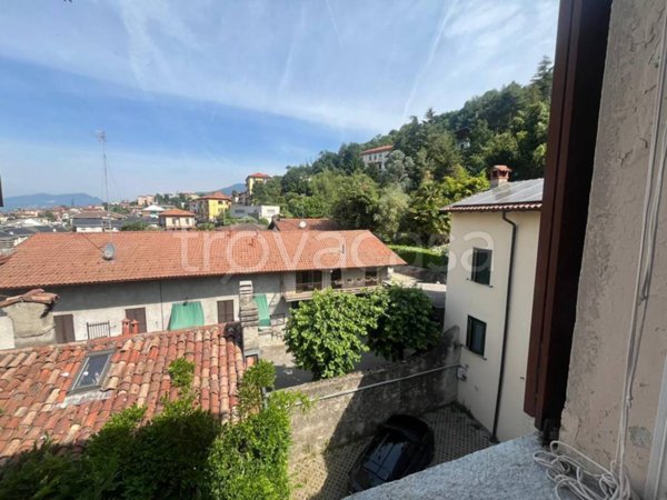 appartamento in vendita a Como in zona Monte Olimpino