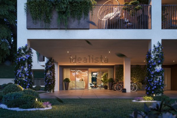 appartamento in vendita a Como in zona Borghi