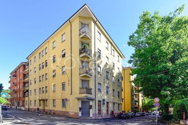 appartamento in vendita a Como in zona Borghi