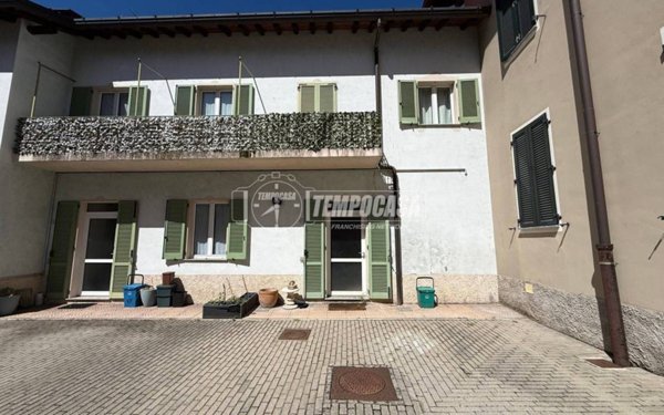 casa indipendente in vendita a Como in zona Monte Olimpino