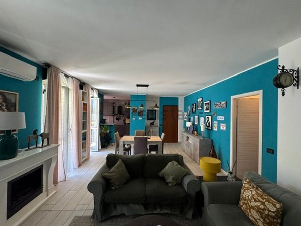 appartamento in vendita a Como in zona Borghi