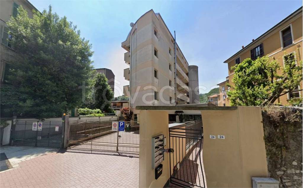 appartamento in vendita a Como in zona Borghi