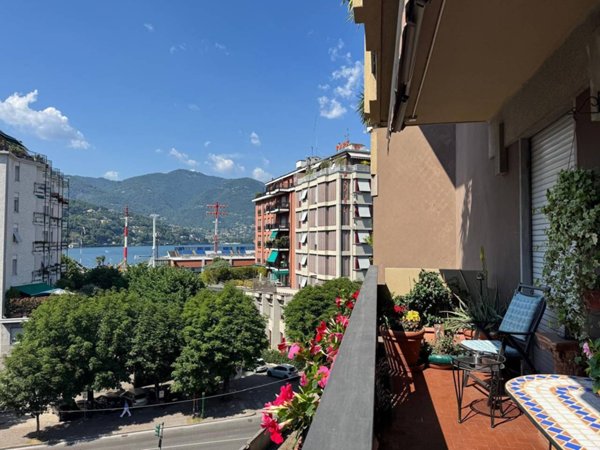 appartamento in vendita a Como in zona Como Centro
