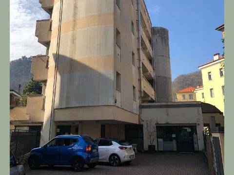 appartamento in vendita a Como in zona Borghi
