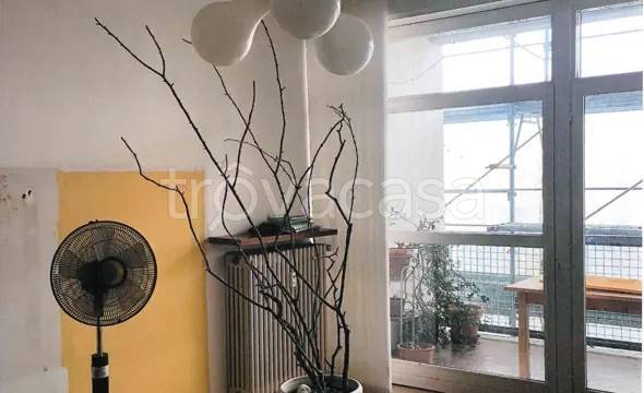appartamento in vendita a Como in zona Albate