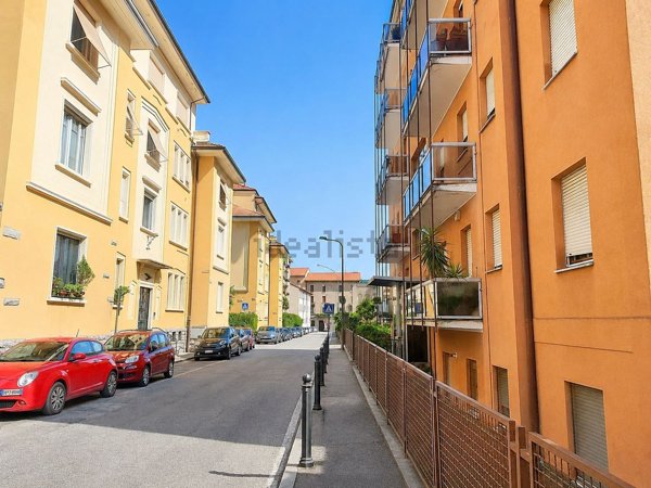 appartamento in vendita a Como in zona Como Centro