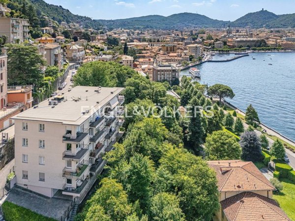 appartamento in vendita a Como in zona Prudenziana