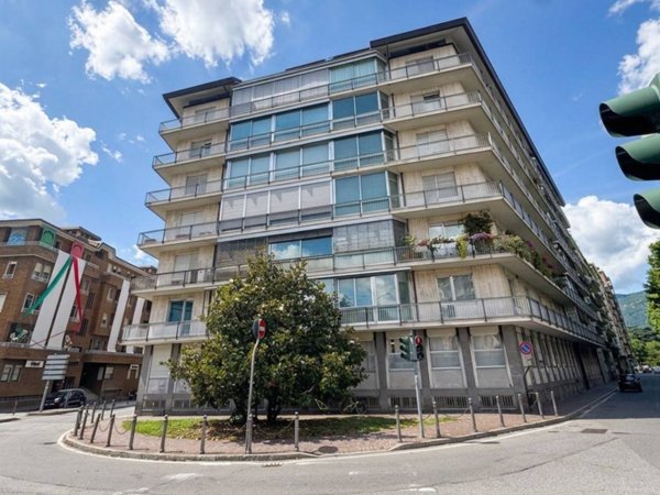 appartamento in vendita a Como in zona Como Centro
