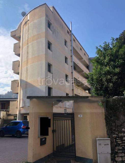 appartamento in vendita a Como in zona Borghi