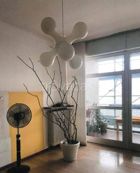 appartamento in vendita a Como in zona Albate