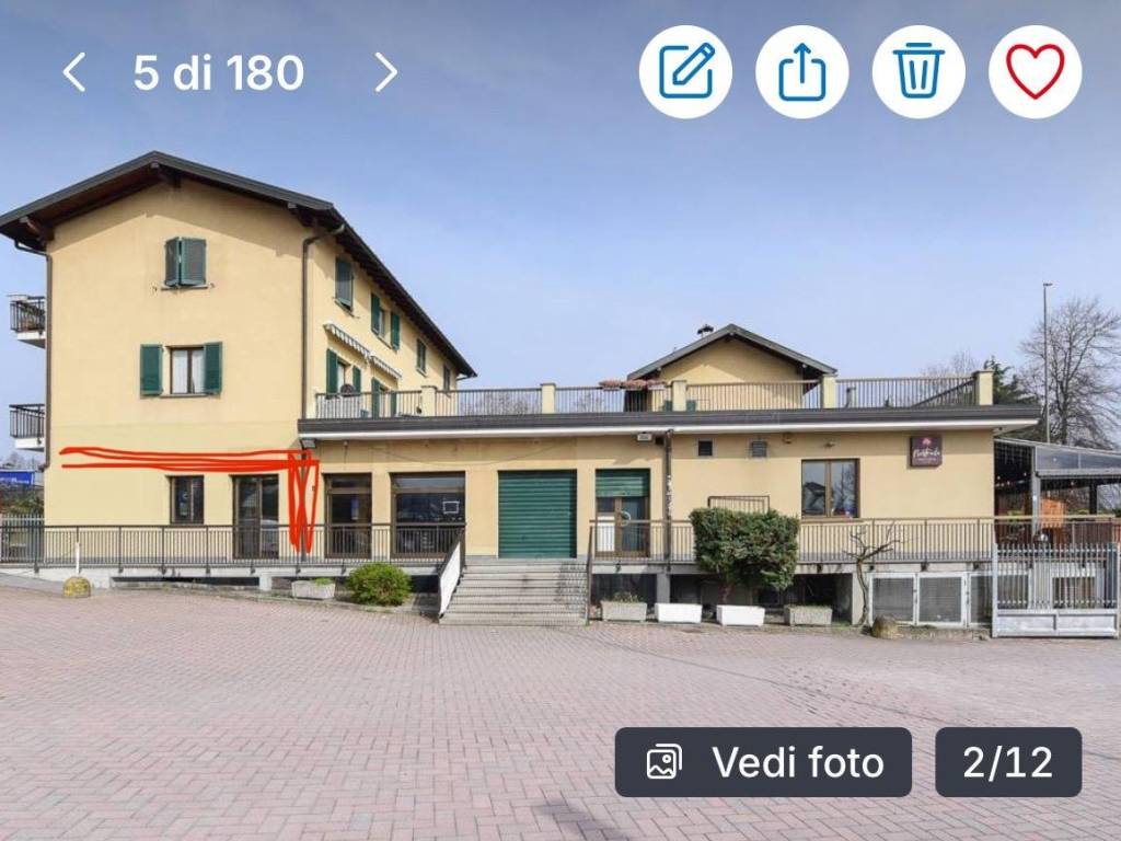 negozio in vendita a Como in zona Rebbio