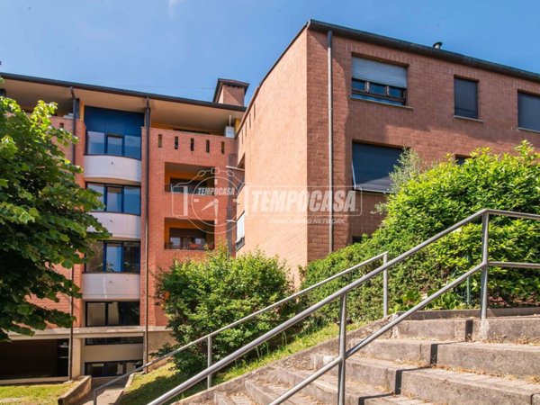 appartamento in vendita a Como in zona Prestino