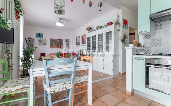 appartamento in vendita a Como in zona Rebbio