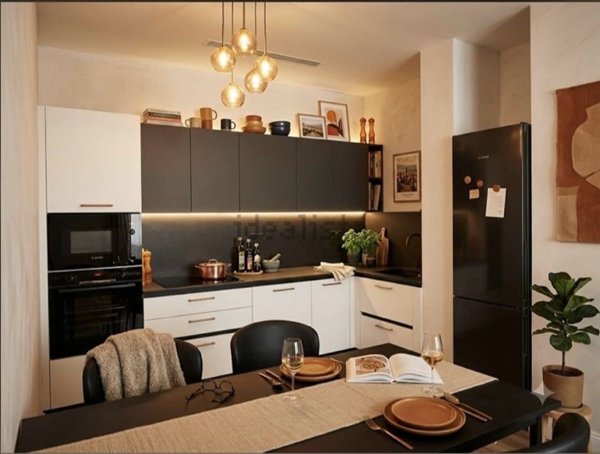 appartamento in vendita a Como in zona Como Centro