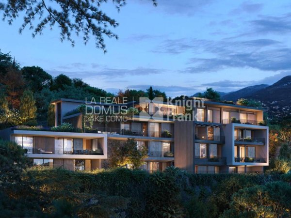 appartamento in vendita a Como in zona Villa Olmo