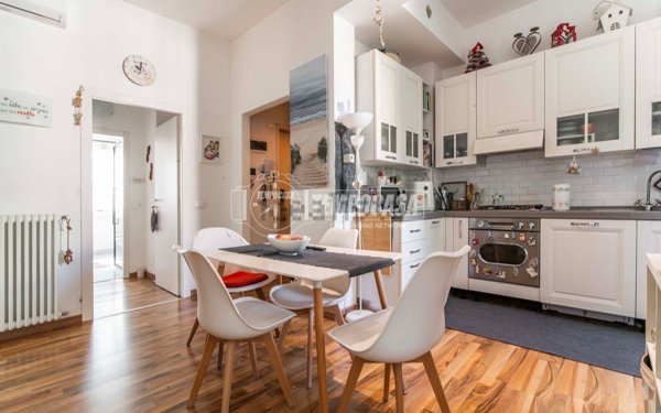 appartamento in vendita a Como in zona Breccia