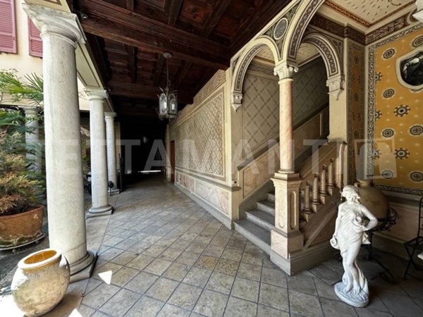 appartamento in vendita a Como in zona Como Centro