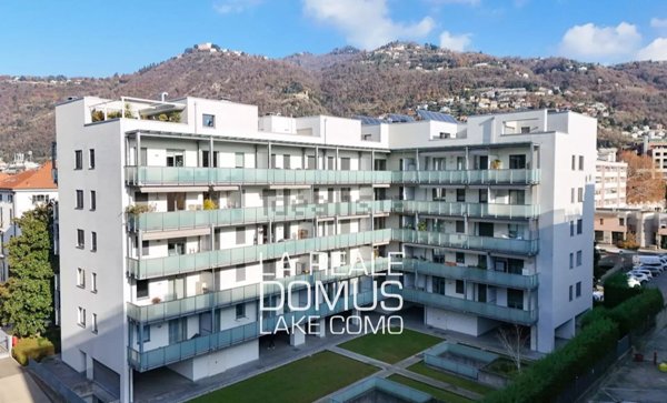 appartamento in vendita a Como in zona Via Mentana