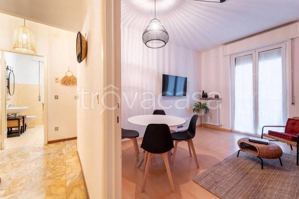 appartamento in vendita a Como in zona Ponte Chiasso