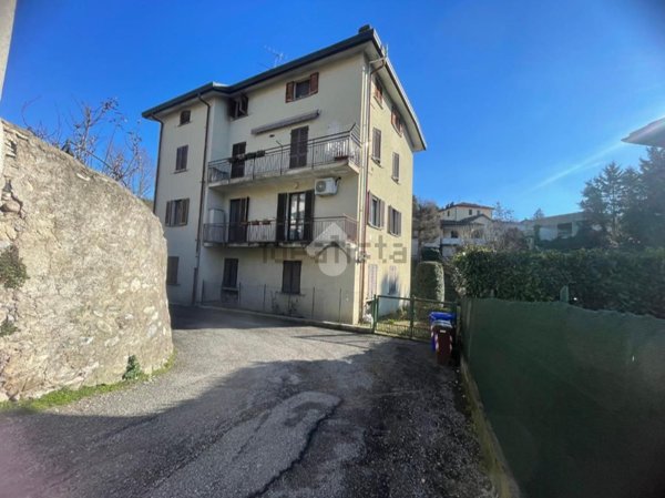 appartamento in vendita a Como in zona Albate