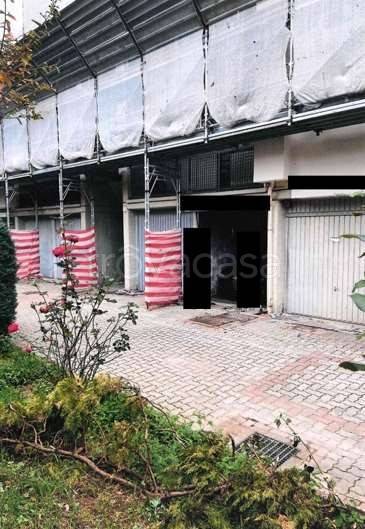 appartamento in vendita a Como in zona Albate