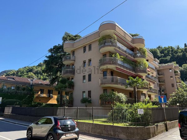 appartamento in vendita a Como in zona Villa Olmo