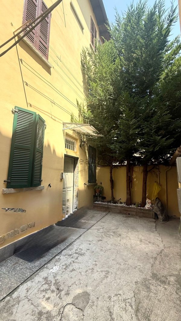 appartamento in vendita a Como in zona Via Milano