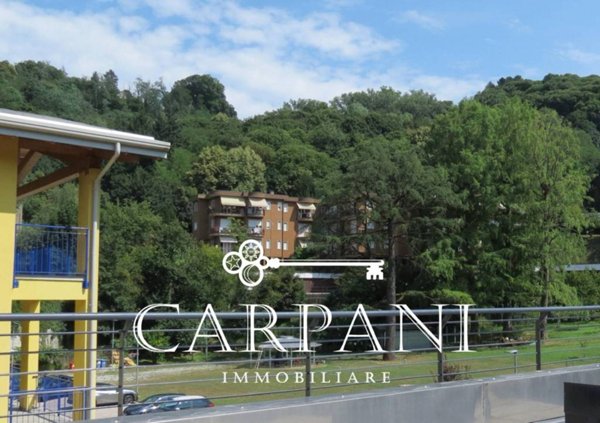 appartamento in vendita a Como in zona Salita dei Cappuccini