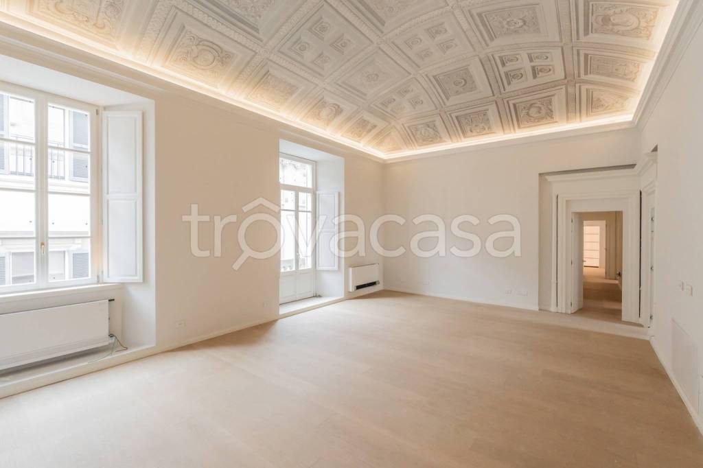 appartamento in vendita a Como in zona Piazza Volta
