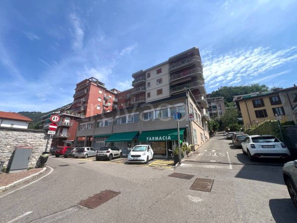 appartamento in vendita a Como in zona Borghi